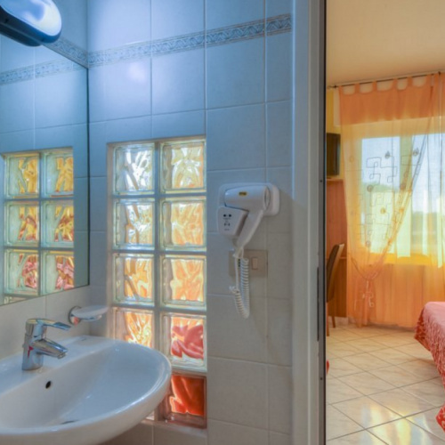 1009 hotel claudia loano  solutionhotel  1.jpg